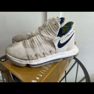 Nike Zoom KD10 LMTD NBA GS sz 4.5Y